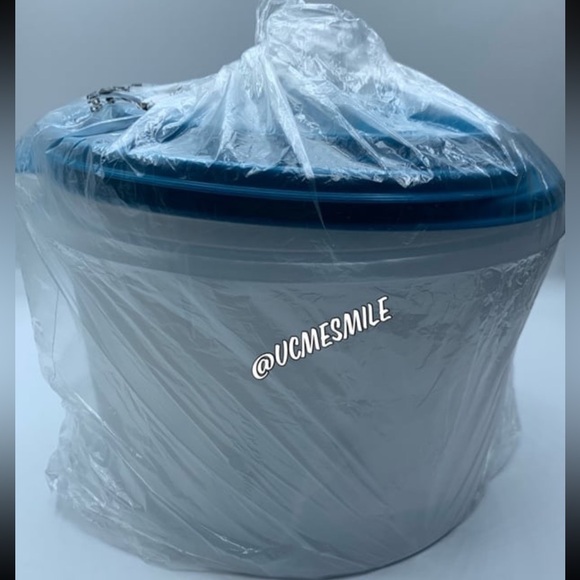 Tupperware Sheer Stacking Nesting Canister Storage Containers (4) Canisters set - Picture 5 of 6